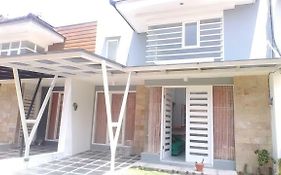 Vila Monex